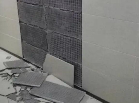 社旗瓷砖空鼓维修公司分享下社旗墙砖松动维修的知识